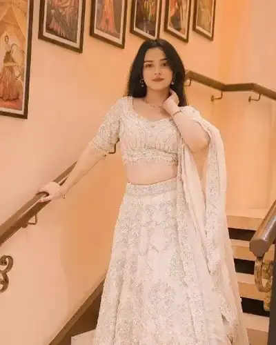 Escort Shravasti